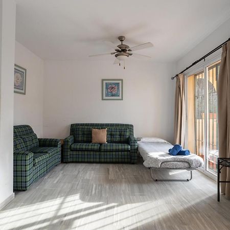 Las Flores 5 - Large Townhouse Нерха Экстерьер фото