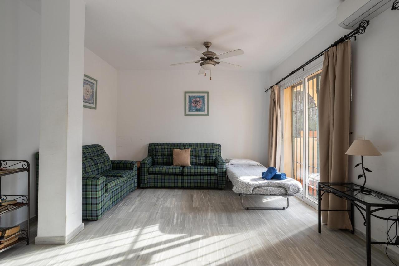 Las Flores 5 - Large Townhouse Нерха Экстерьер фото