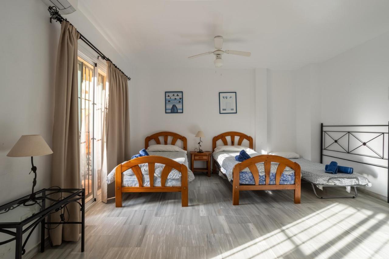 Las Flores 5 - Large Townhouse Нерха Экстерьер фото