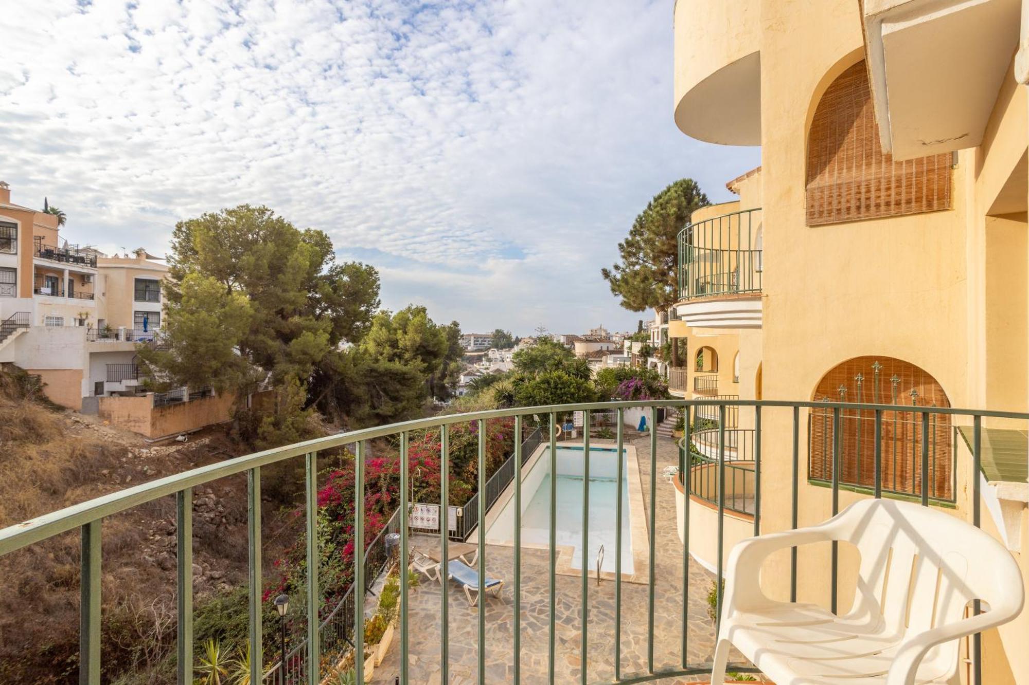 Las Flores 5 - Large Townhouse Нерха Экстерьер фото